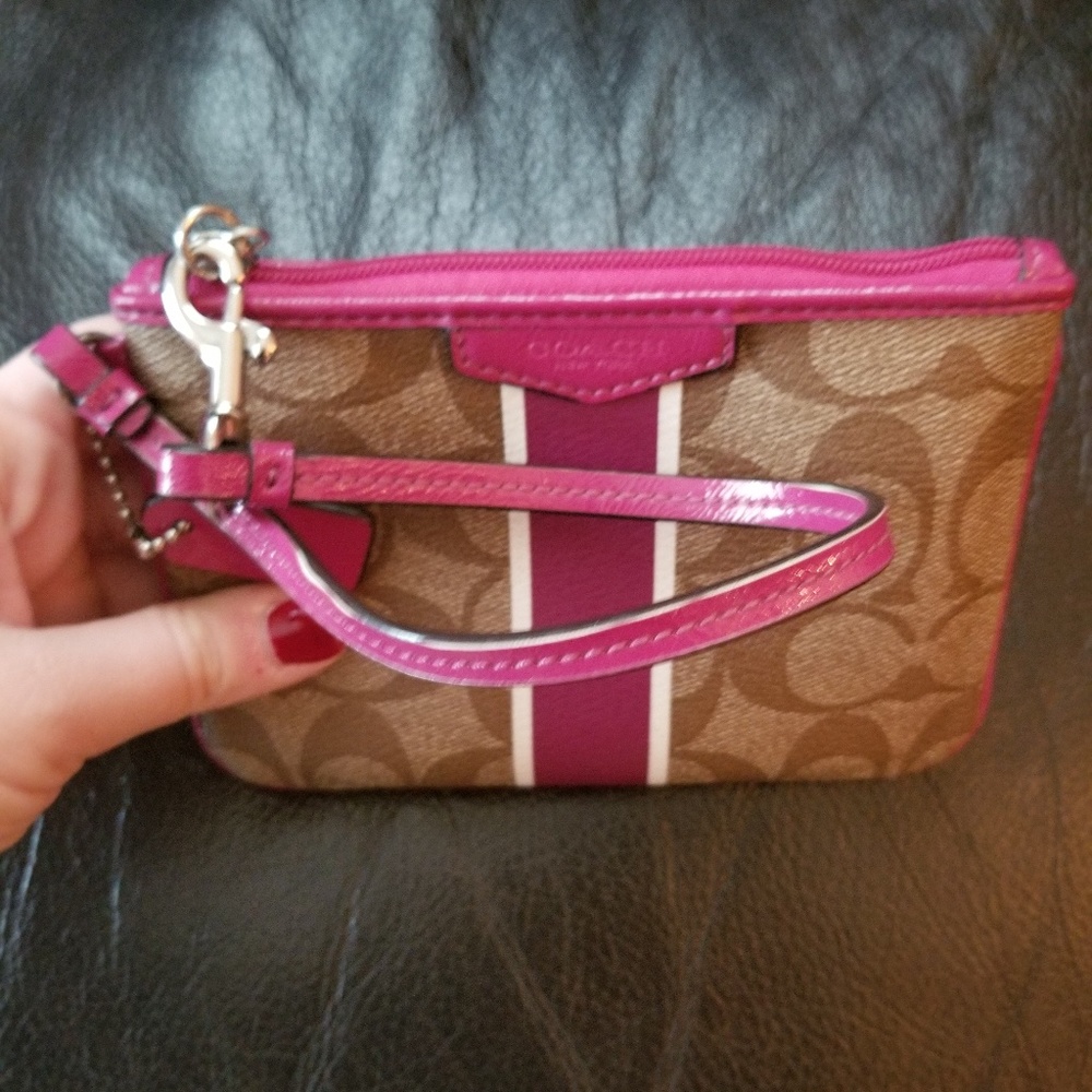 COACH Wristlet NWOT